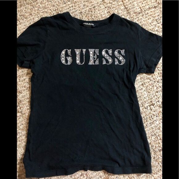 Cute shirt by Guess size medium - Picture 1 of 1